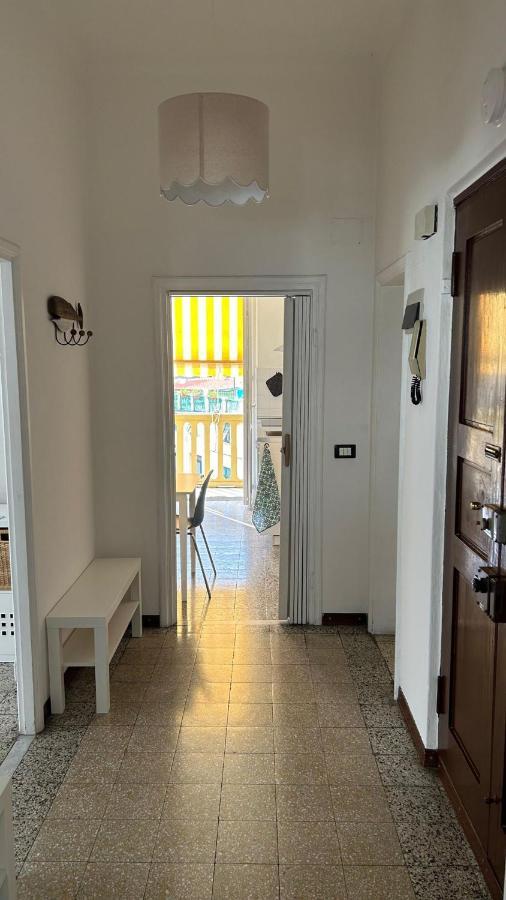 Ferrando Apartments, Jack's House